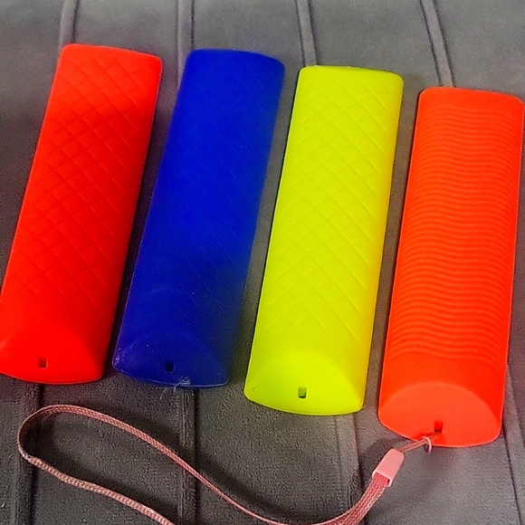 Set of 4 fire Stick covers sleeves make the fire stick more gripable & findable - Picture 4 of 4